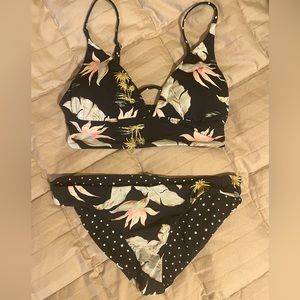 Billabong swimsuit with rash guard